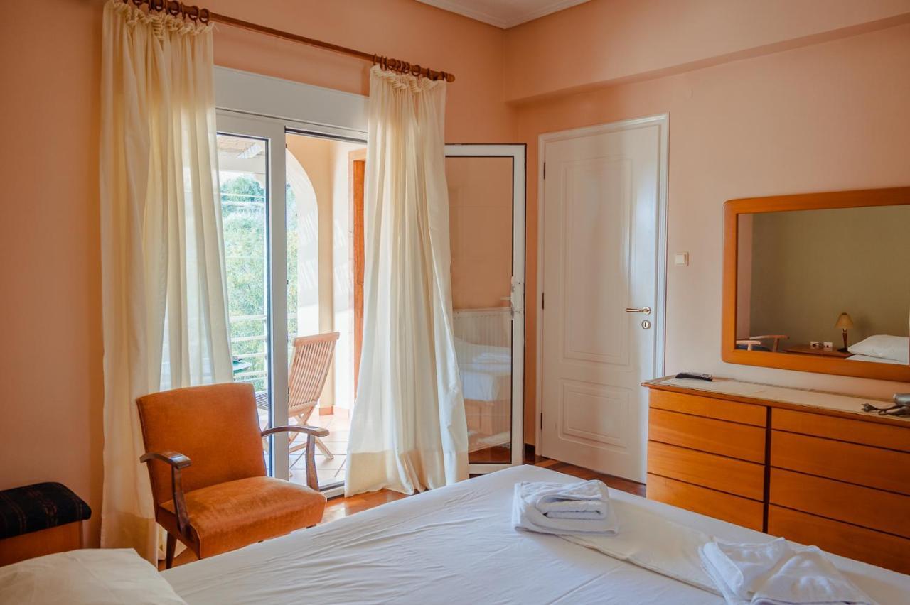 Seafront Apartment カルファス エクステリア 写真